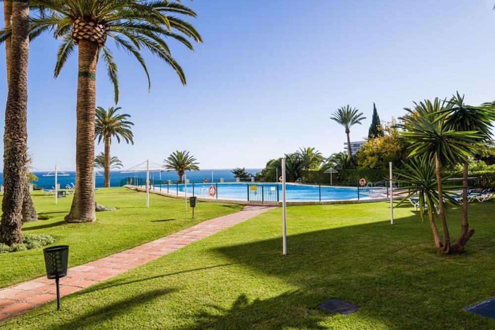 Apartamentos Calma Rentals Torremolinos Ngoại thất bức ảnh